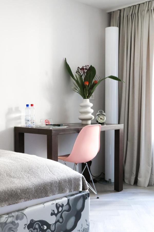 Stay2Night Bs Zurich Ngoại thất bức ảnh