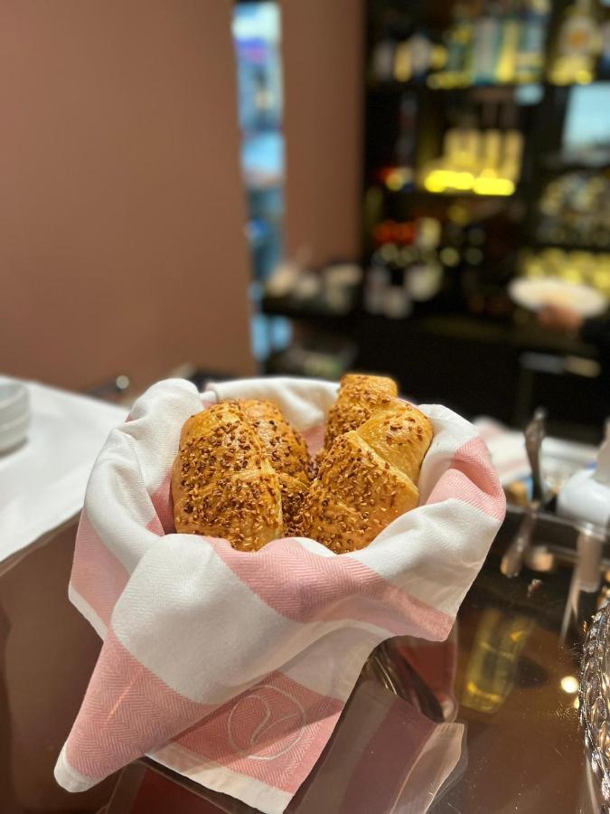 Stay2Night Bs Zurich Ngoại thất bức ảnh