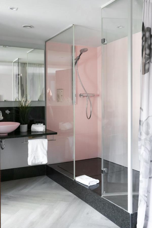 Stay2Night Bs Zurich Ngoại thất bức ảnh