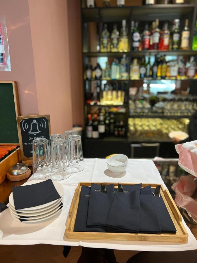 Stay2Night Bs Zurich Ngoại thất bức ảnh