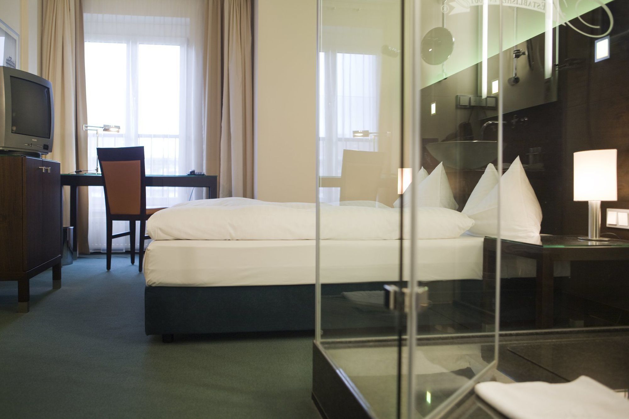 Stay2Night Bs Zurich Phòng bức ảnh
