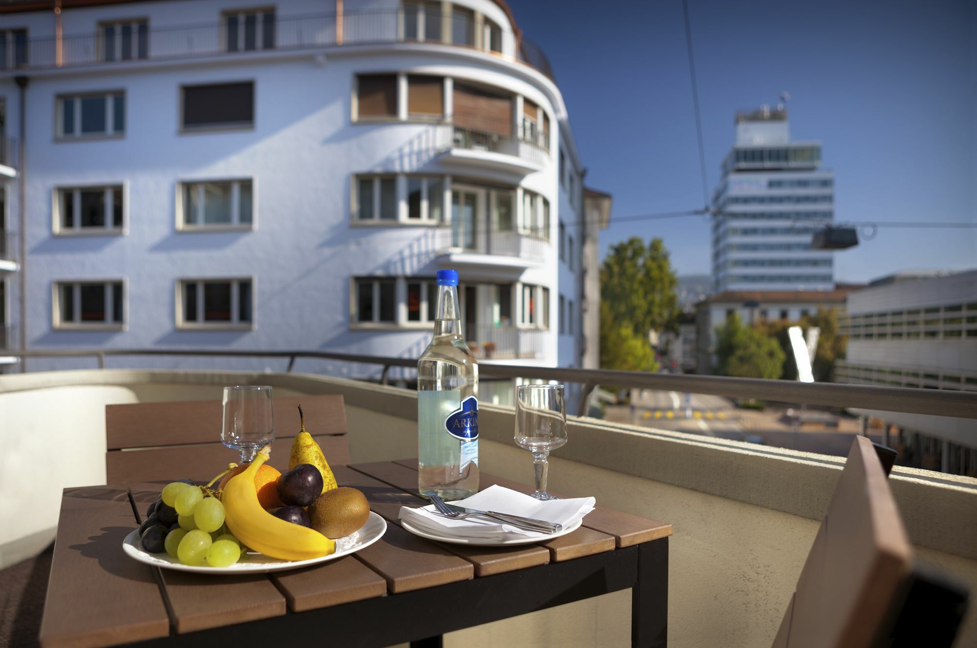 Stay2Night Bs Zurich Ngoại thất bức ảnh
